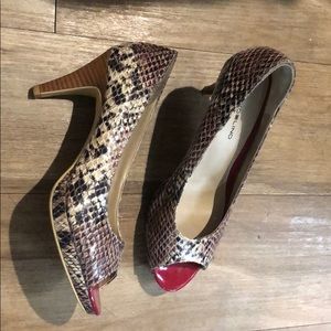 Bandolino Peep Toe Heels